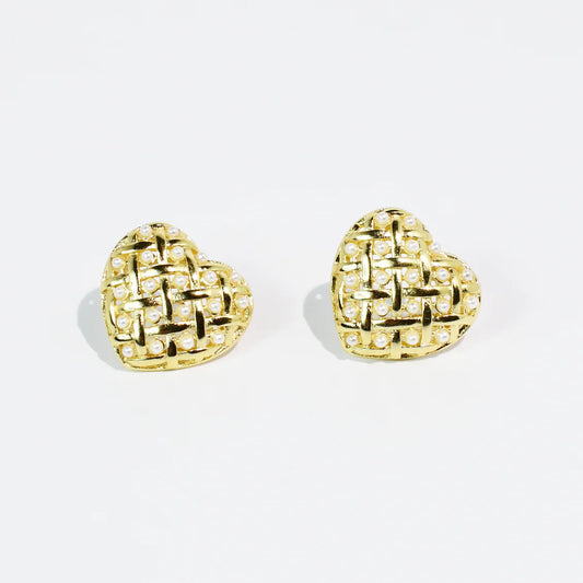 The Stella Pretty Pearl Heart Earrings