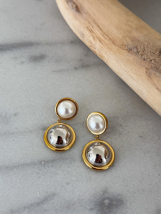 The Carleigh Luxe Pearl Earrings