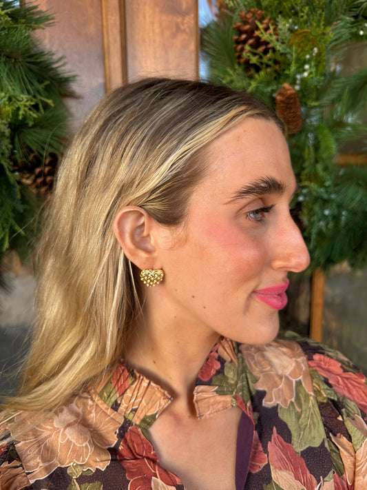 The Stella Pretty Pearl Heart Earrings