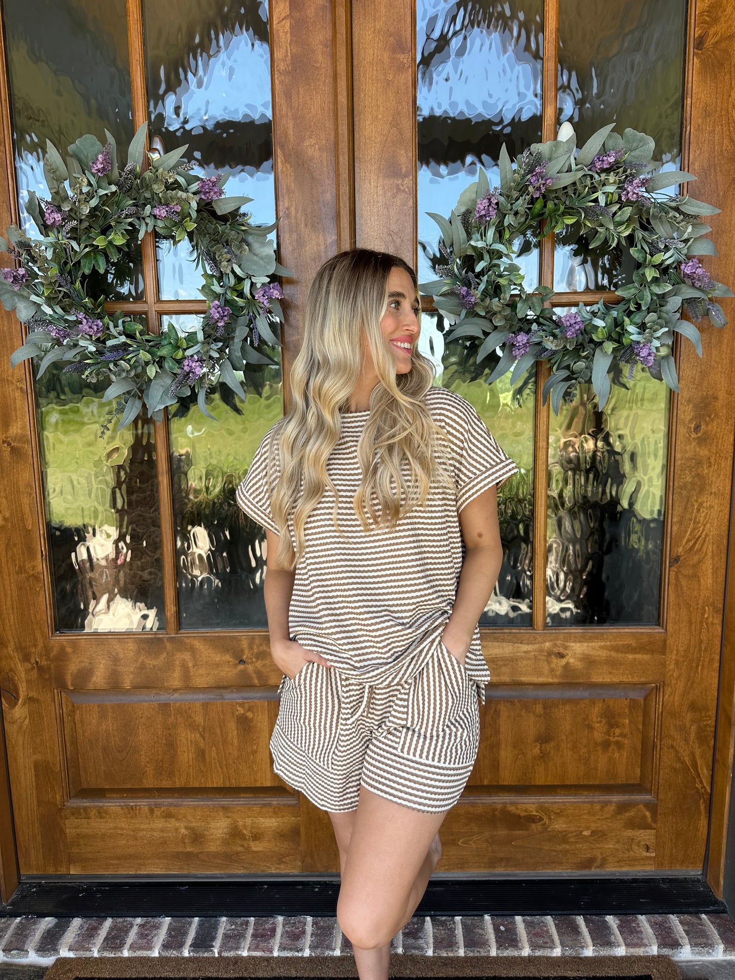 The Mia Taupe Textured Set