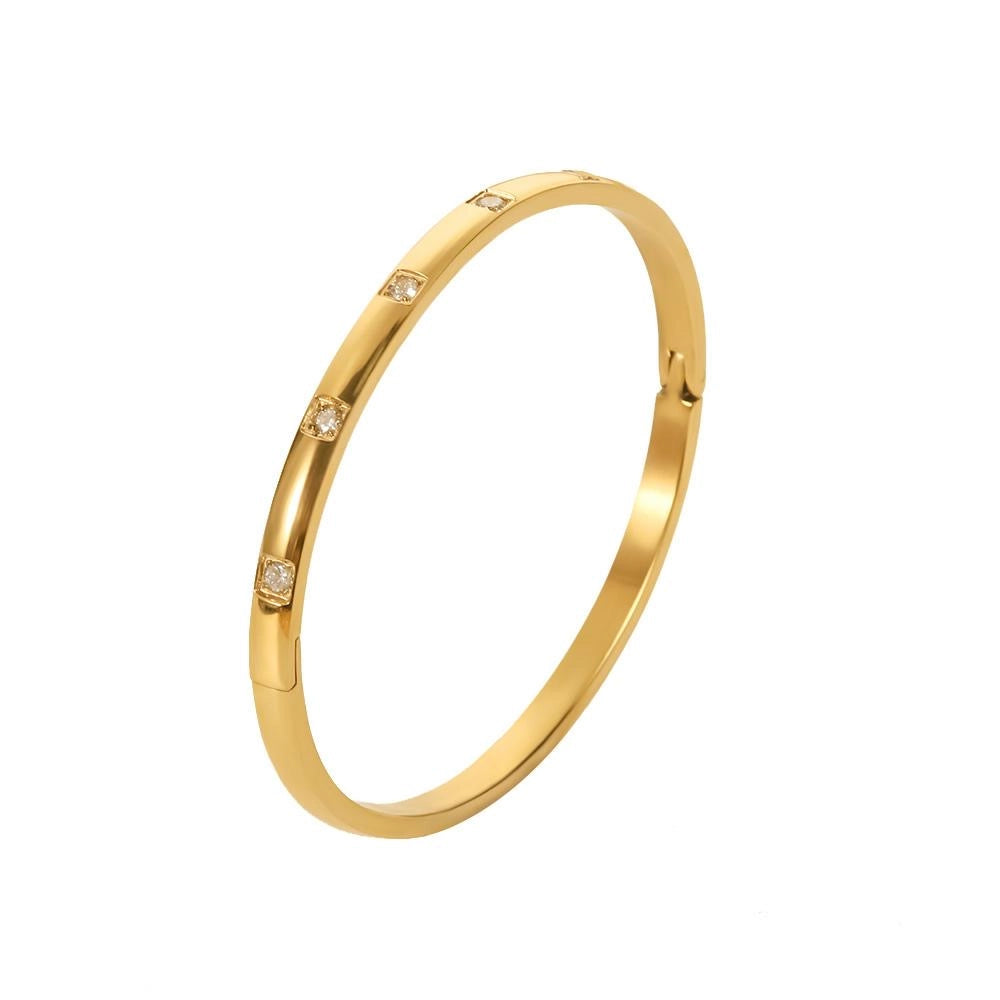 The Gloria Gold Round Diamond Bangle