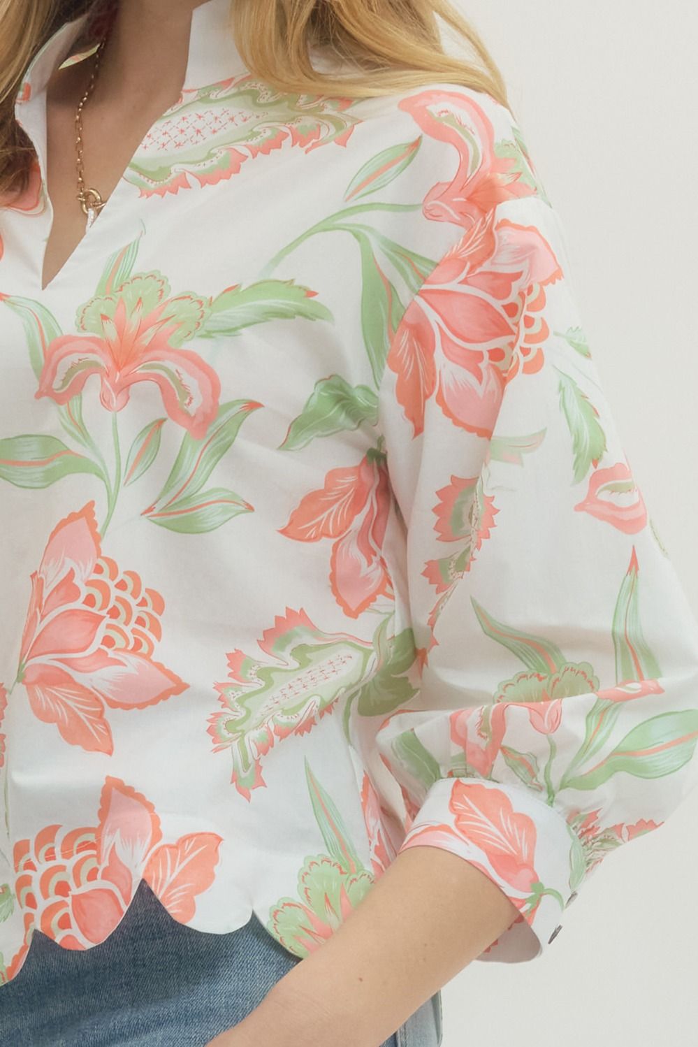 The Allie Peach Floral Scallop Top