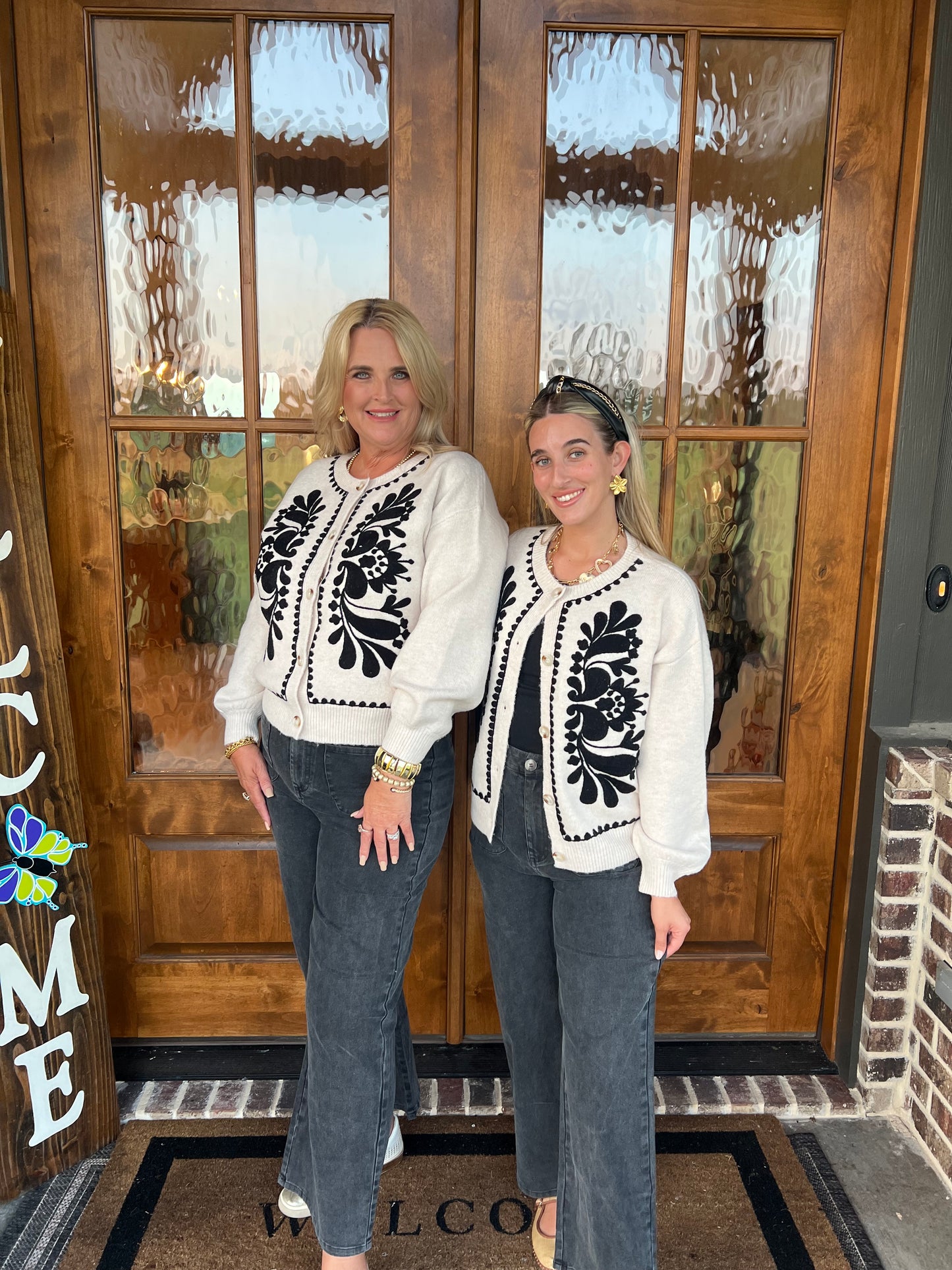 The Susanna Oatmeal Embroidery Knit Sweater